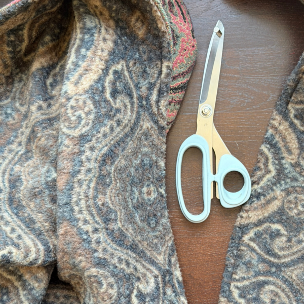 Capuchonsjaal paisley